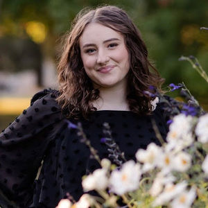 Meet your Posher, Emma